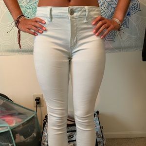 CUTE Capris from American Eagle